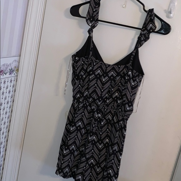 Romper - Picture 3 of 3